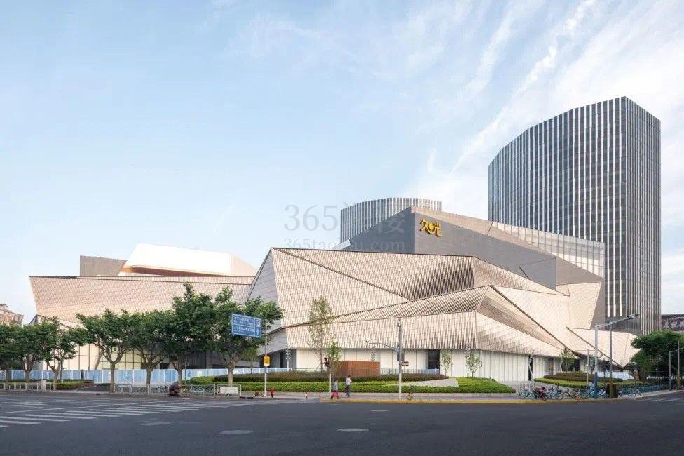 上海大宁久光中心外立面