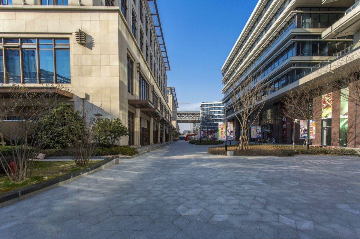 旭辉虹桥国际周边环境
