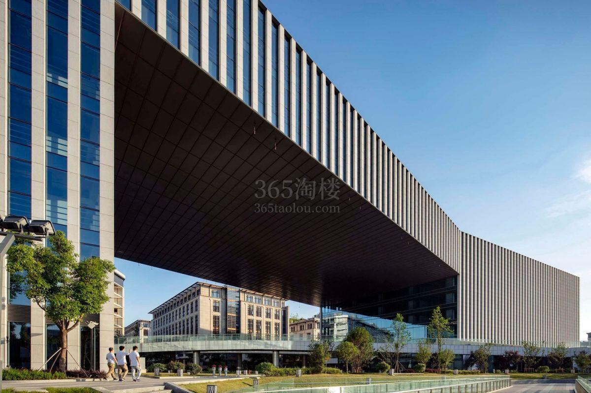 上海建滔中心周边环境