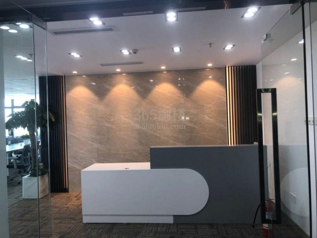 闸北(新静安）外贸锦程大厦 226平米精装带办公家具出租