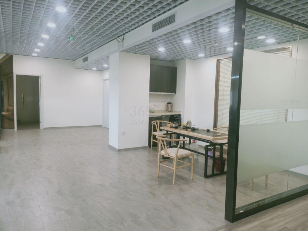 虹桥叶迪商务园办公区域