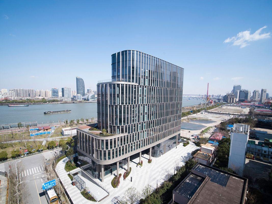 高维大厦外立面