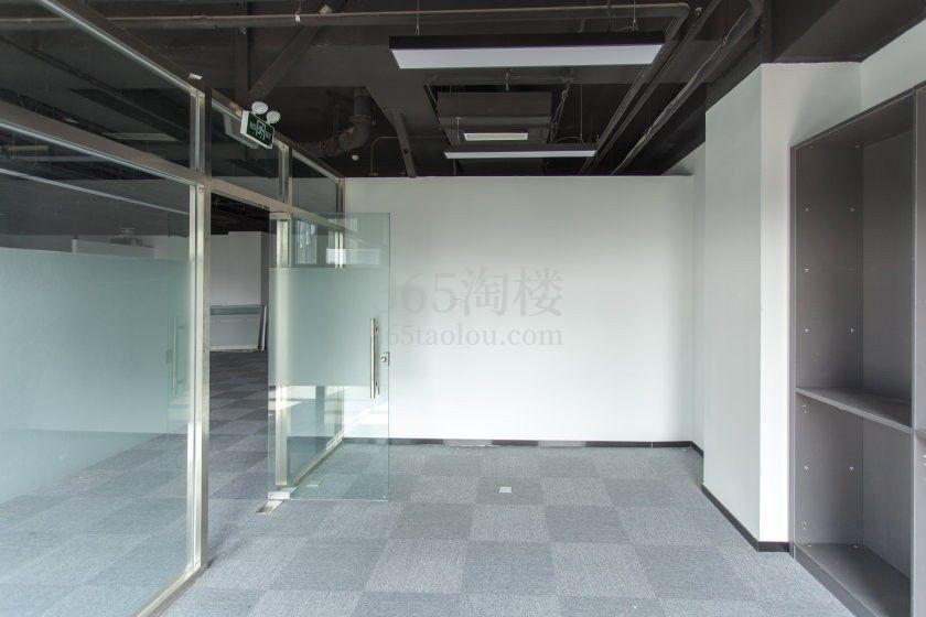 龙域中心