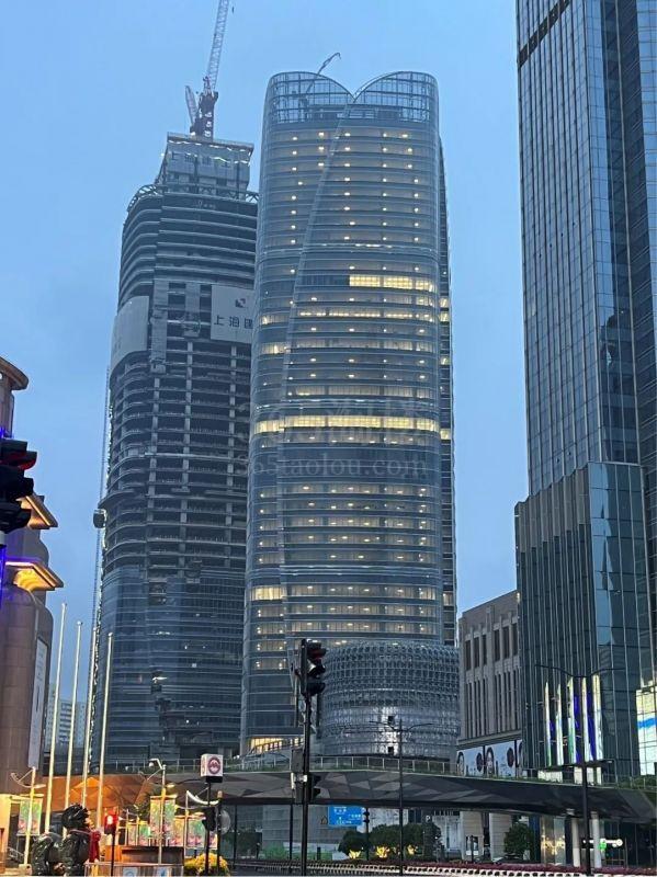 徐家汇中心外立面