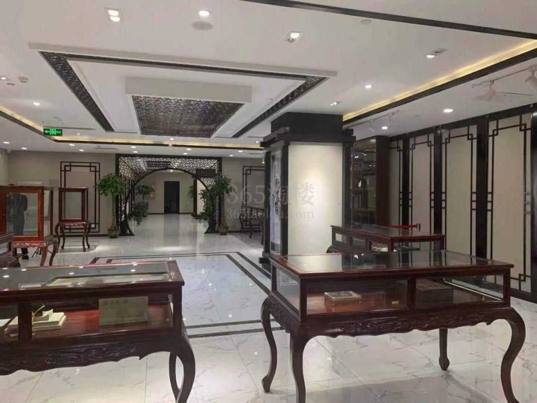 华狮广场中心