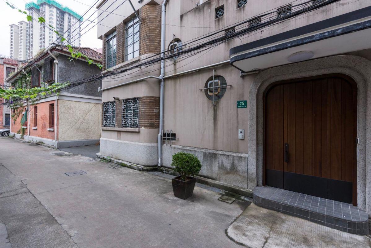 愚园路749弄外立面