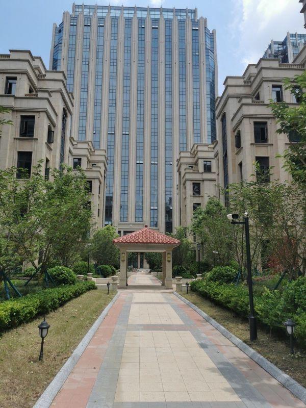 新威国际大厦外立面