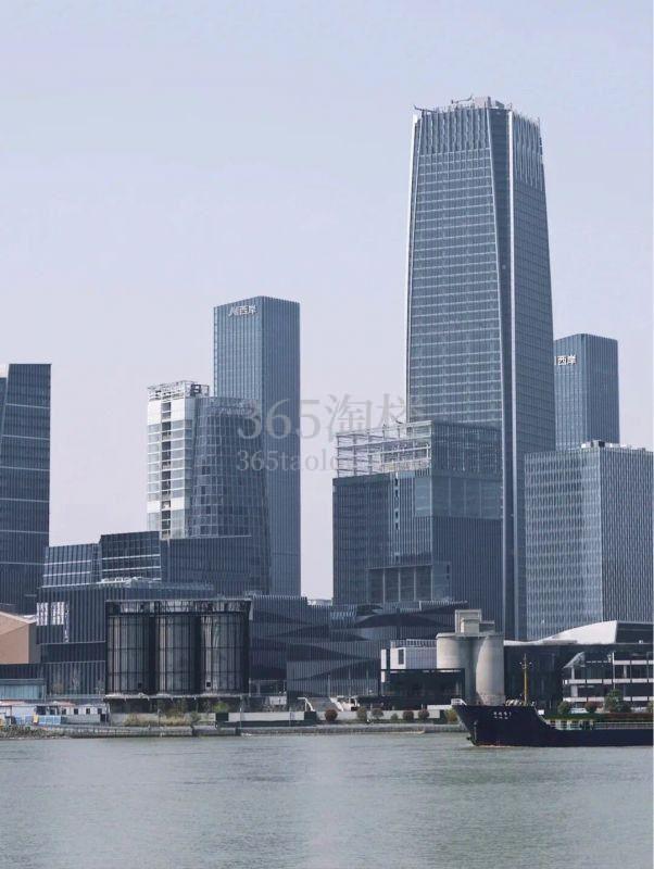 星扬西岸：徐汇滨江全新顶级写字楼招租