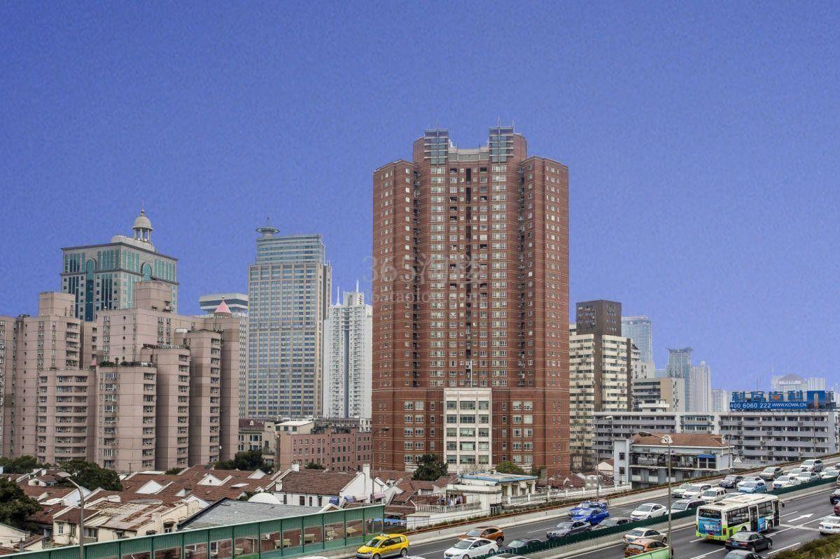 上海长发大厦停车场收费多少