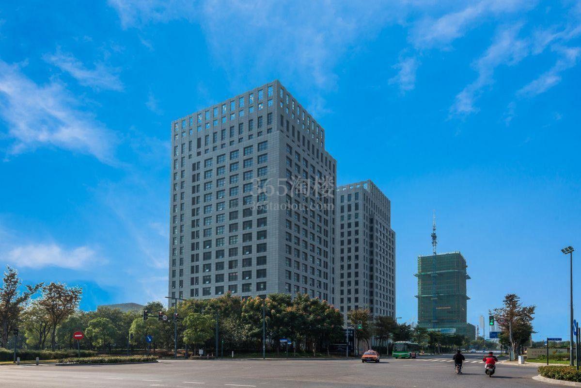 上海金嘉商务广场停车免费吗