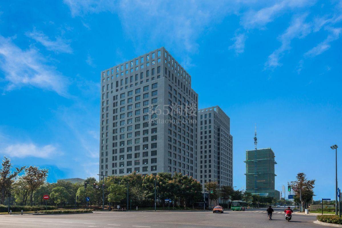 上海金嘉商务广场停车免费吗