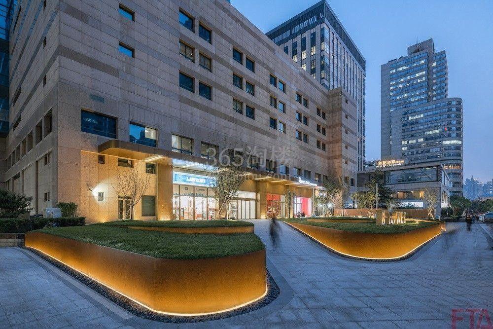 上海宝钢大厦租金