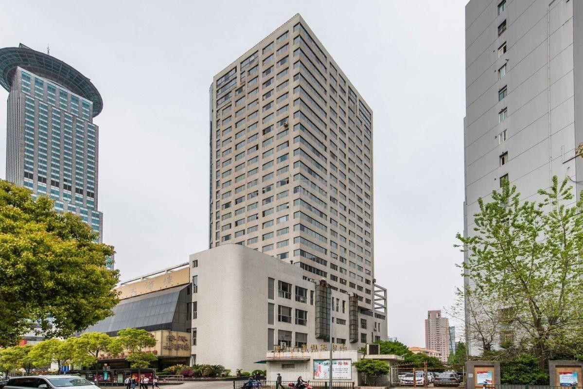 上海建工大厦租金（3.8-4.3元/m²⋅天）