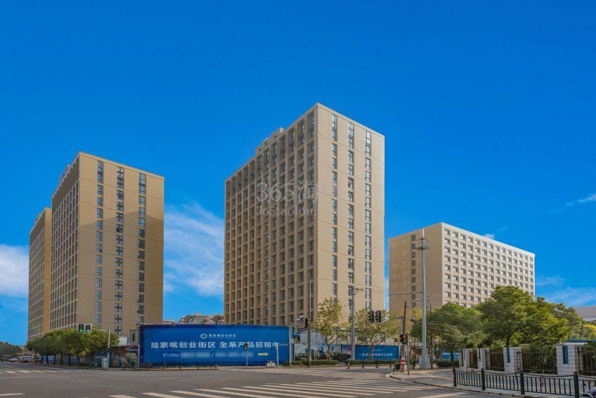 上海陆家嘴金融街区地址（浦东南洋泾路555号）