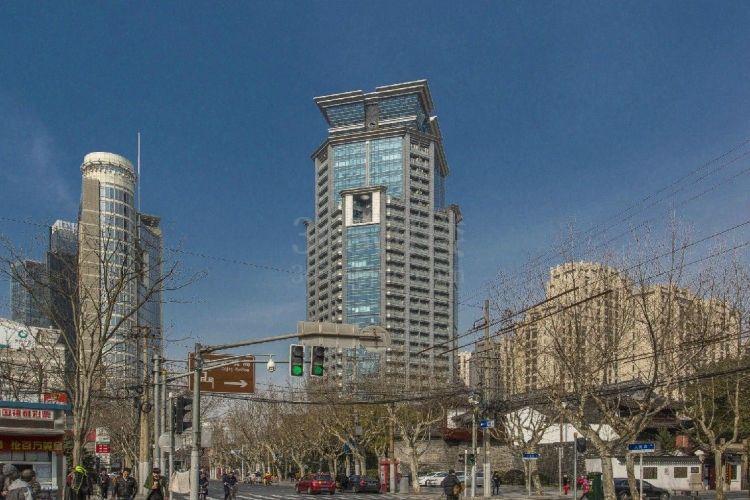 淮海中华大厦：黄浦核心商务地标，高效办公新选择