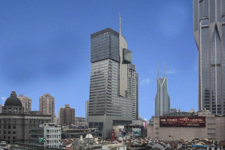 仙乐斯广场以其独特的艺术氛围、高端的办公环境和完善的商业配套，成为了上海城市发展的新地标