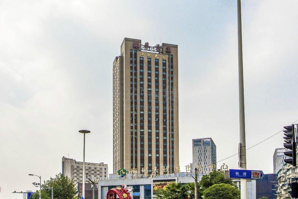 江天大厦：浦东南码头的商务新地标