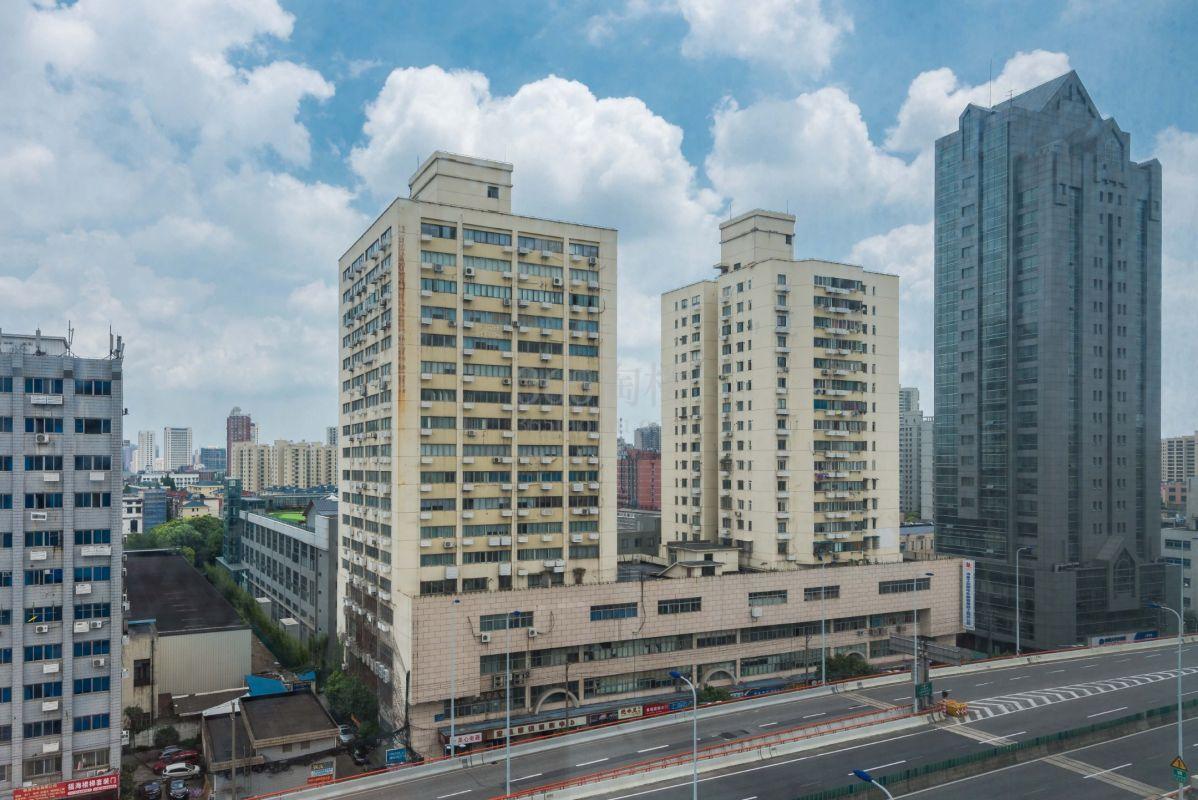 光大信成大厦外立面