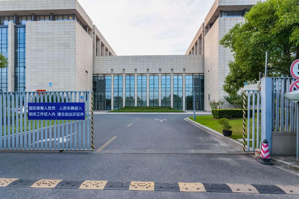 上海电子信息科技产业园周边环境