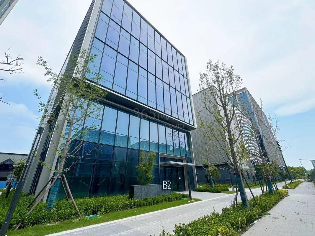 漕河泾梅陇科技绿洲(租售中)外立面